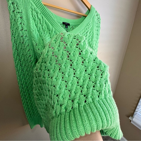 Talbots Plus OPEN STITCH V-NECK SWEATER in GREEN. 2X - Picture 6 of 10